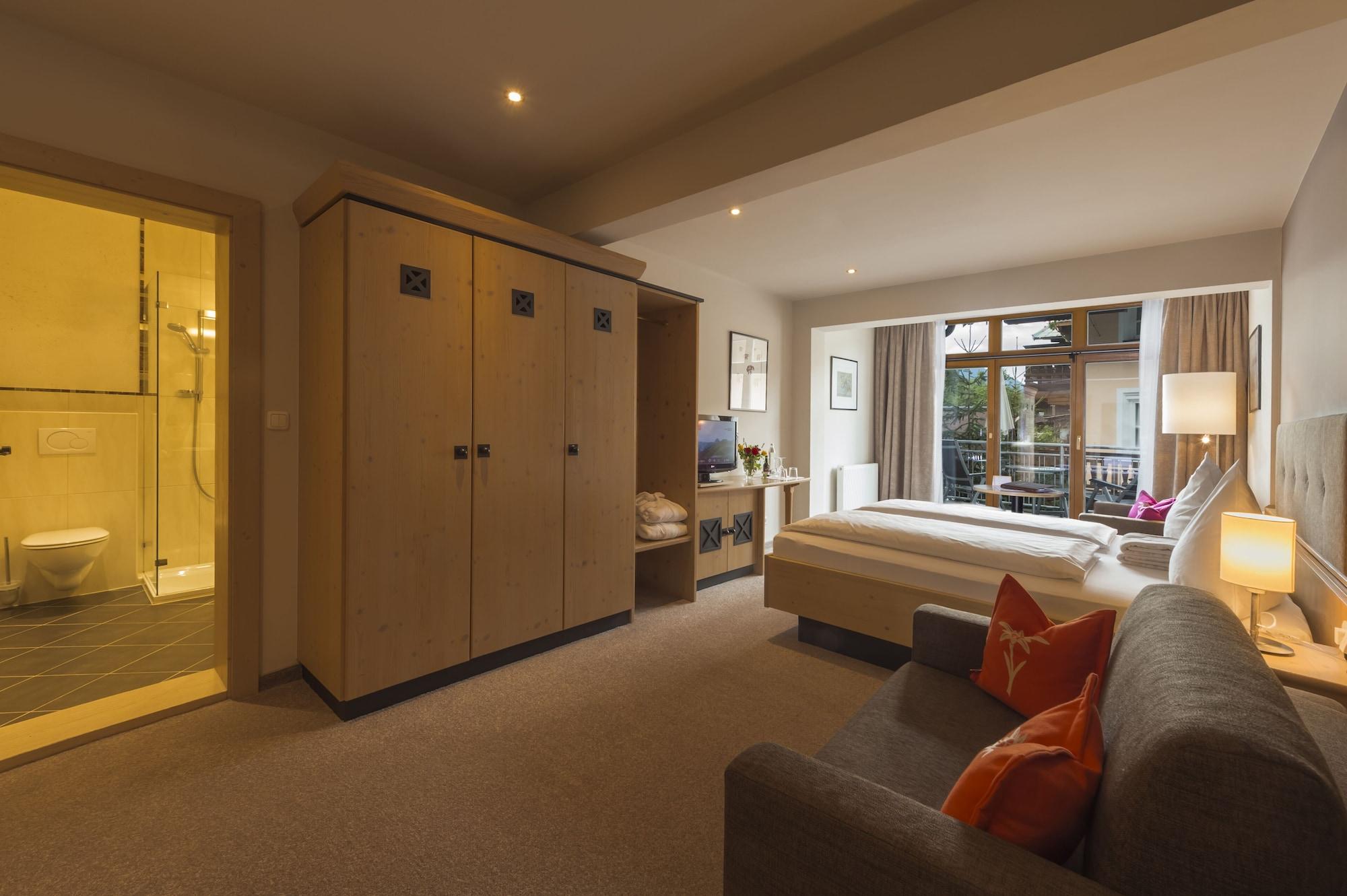 Aktiv Schweizerhof Hotel 4*