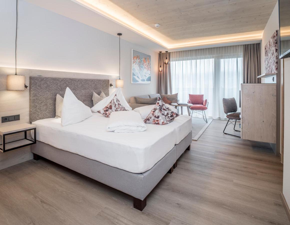 Aktiv Schweizerhof Hotel 4*